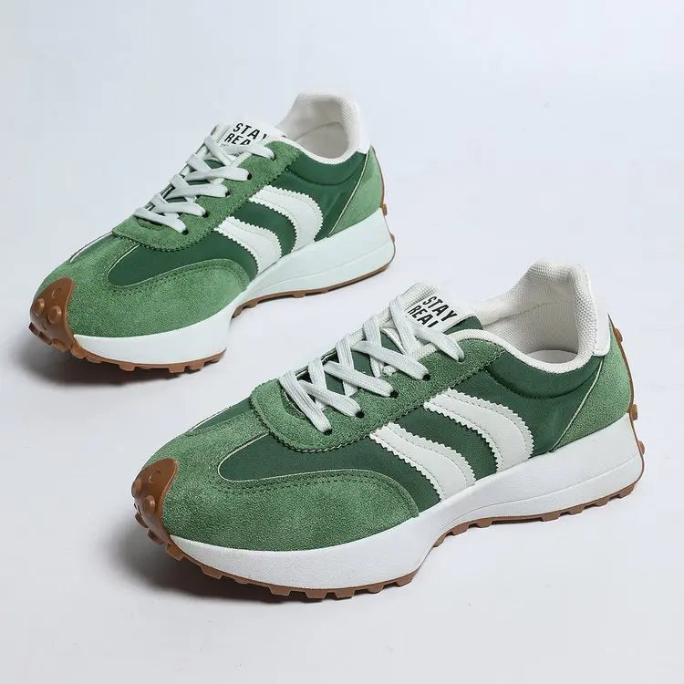 2026 Women Sneakers Spring New Luxury Flat Comfortable Slip on Soft Trend Sneakers Women Lightweight Outdoor Shoes for Women