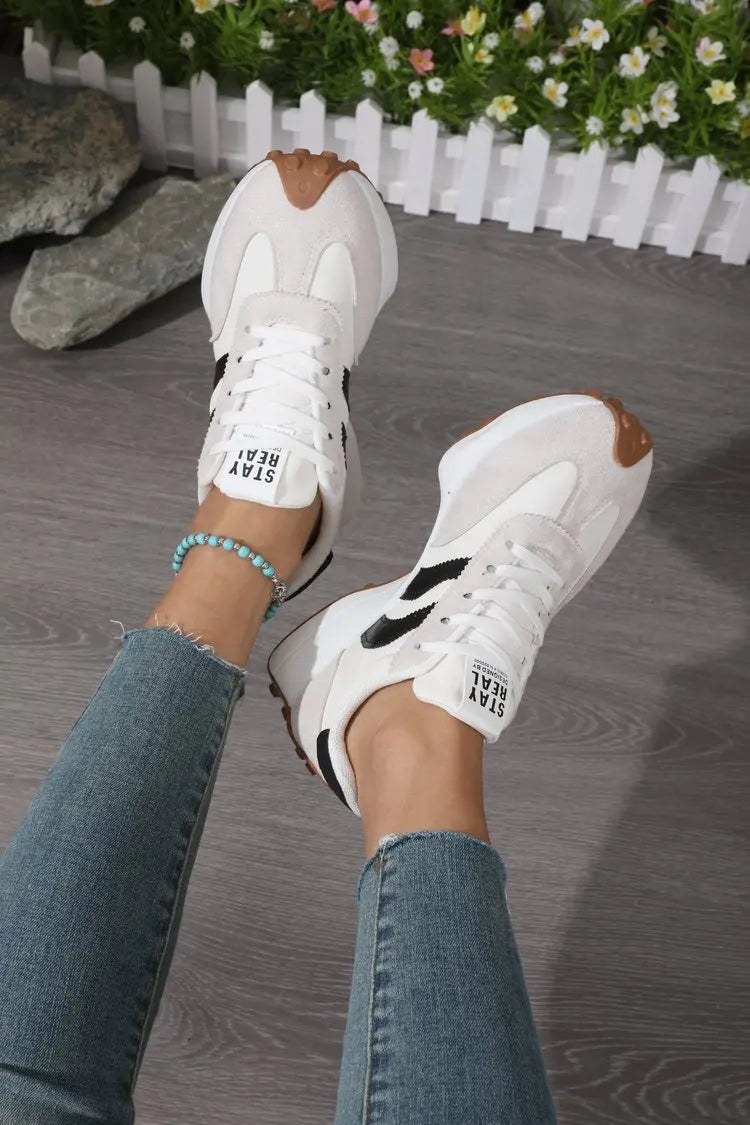 2026 Women Sneakers Spring New Luxury Flat Comfortable Slip on Soft Trend Sneakers Women Lightweight Outdoor Shoes for Women