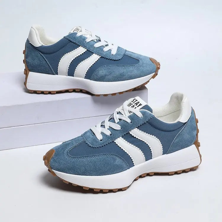 2026 Women Sneakers Spring New Luxury Flat Comfortable Slip on Soft Trend Sneakers Women Lightweight Outdoor Shoes for Women