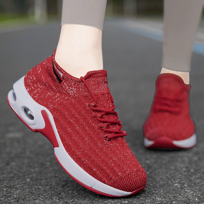 2025 New Women Walking Shoes Fashion Slip on Sock Sneakers Women Casual Breathable Wedges Shoes Ladies Loafers Flats Tenis shoes